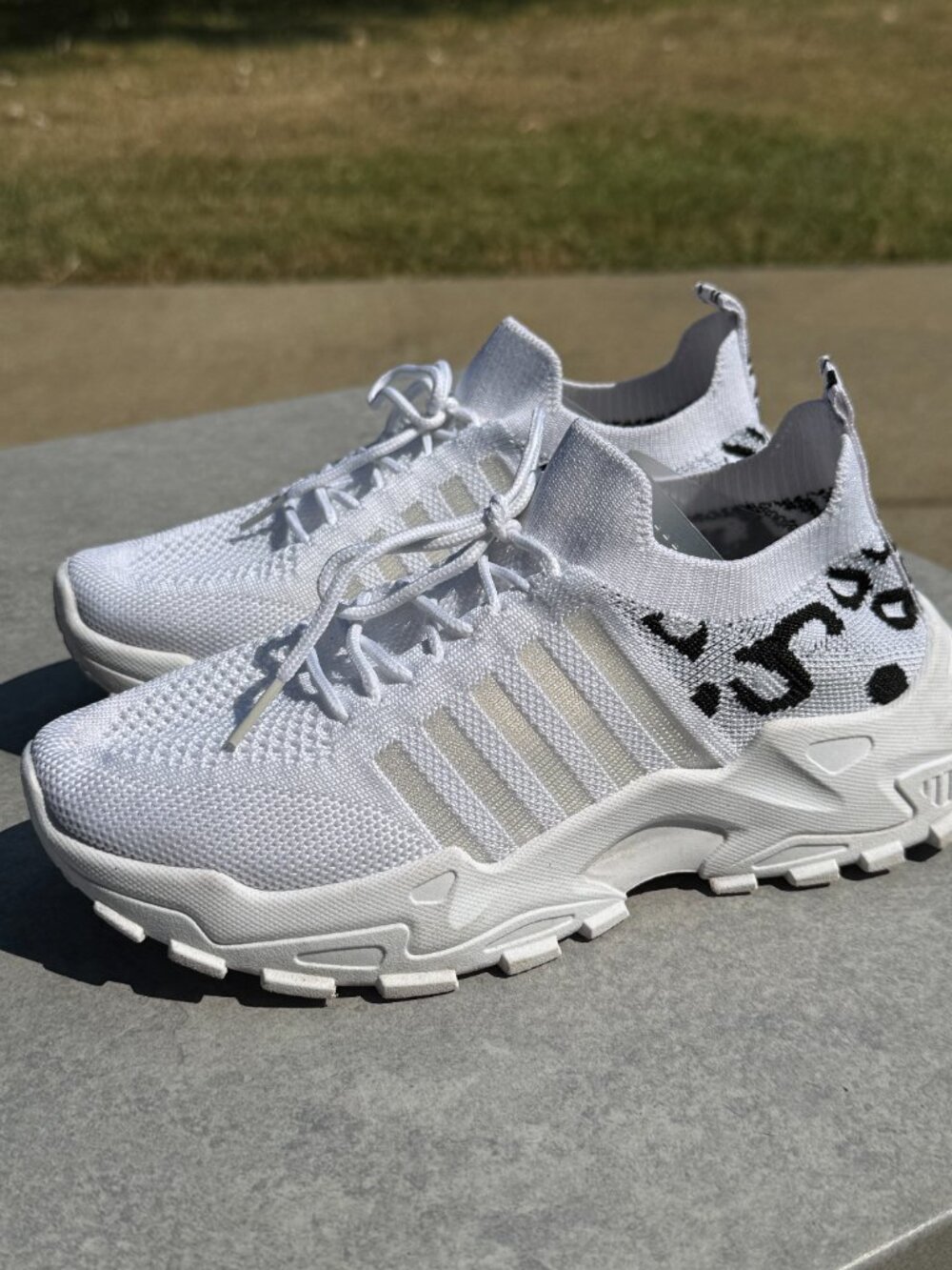 White Knit Chunky Sneakers Womens 6 Y2K Gorpcore Streetwear Graffiti Shoes 4171